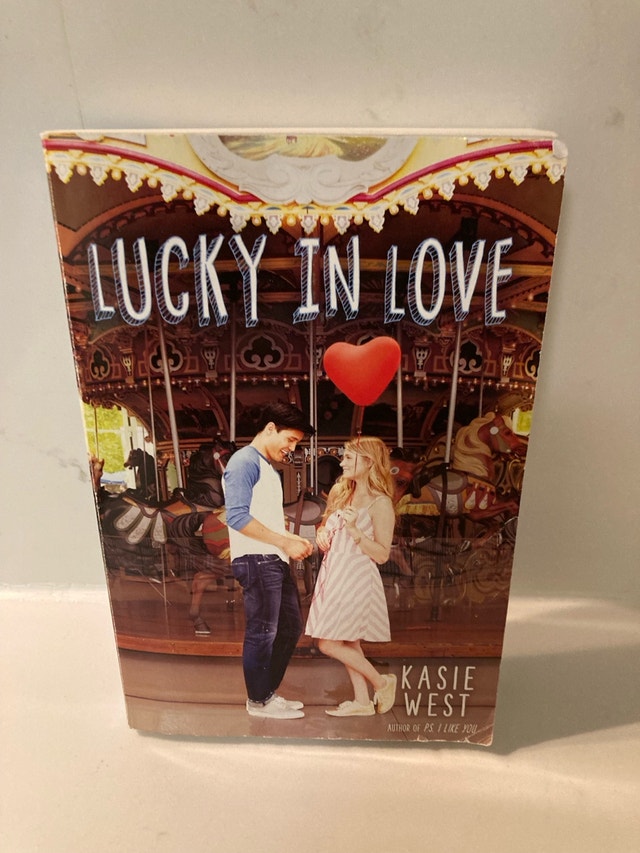 🏈 Lucky in Love by Kasie West
