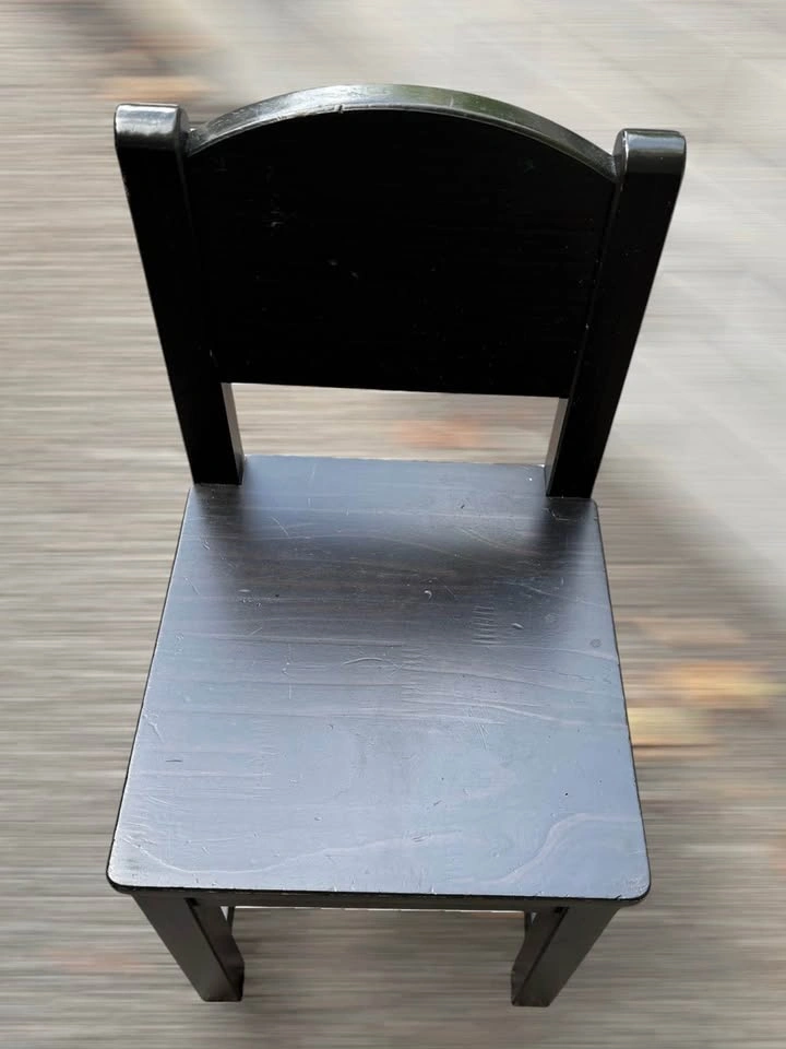 Black Solid Pine Children's Chair guc - photo 3