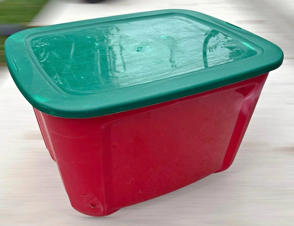 Bella 18 Gallon Plastic Storage Bin