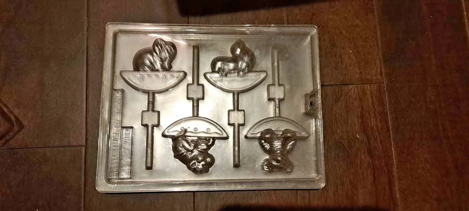 Chocolate molds thumbnail