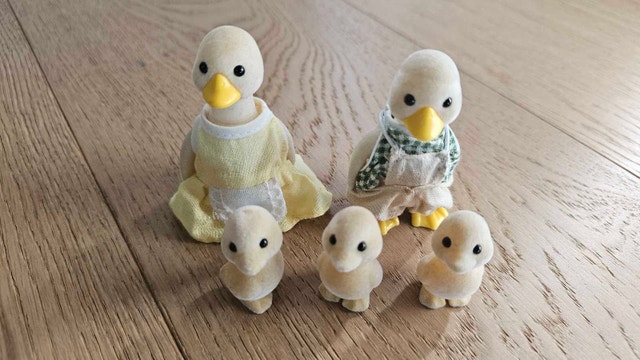 Sylvanian Families (Calico Critters) Vintage Duck Family
