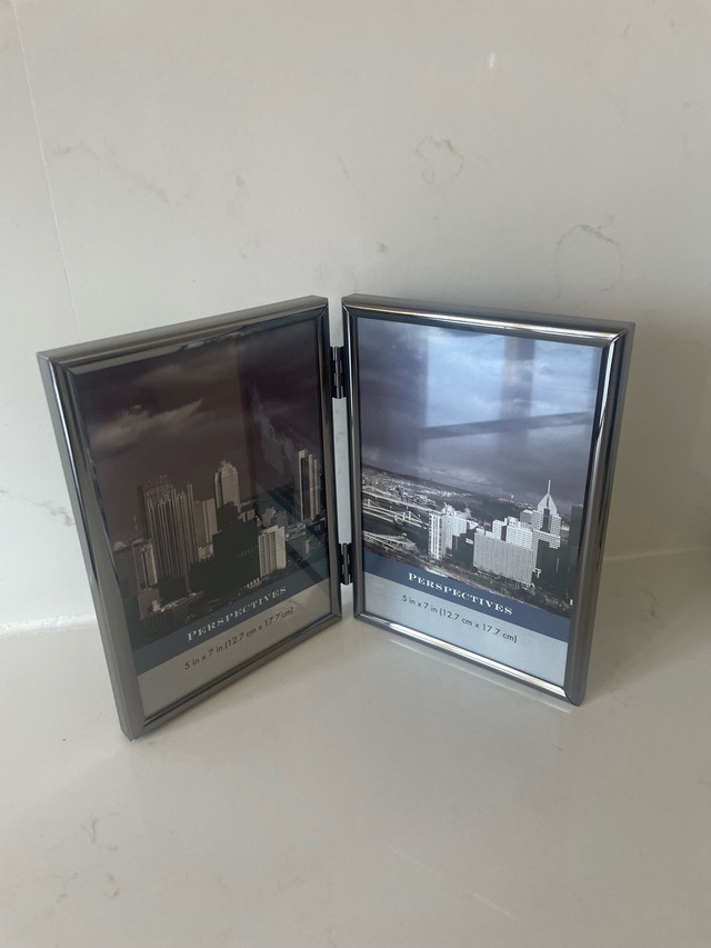 🏈Perspectives Double Photo Frame
