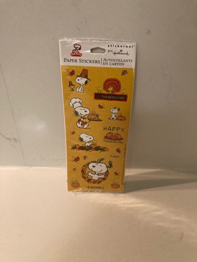 🏈Hallmark Peanuts Stickeroni Thanksgiving Stickers