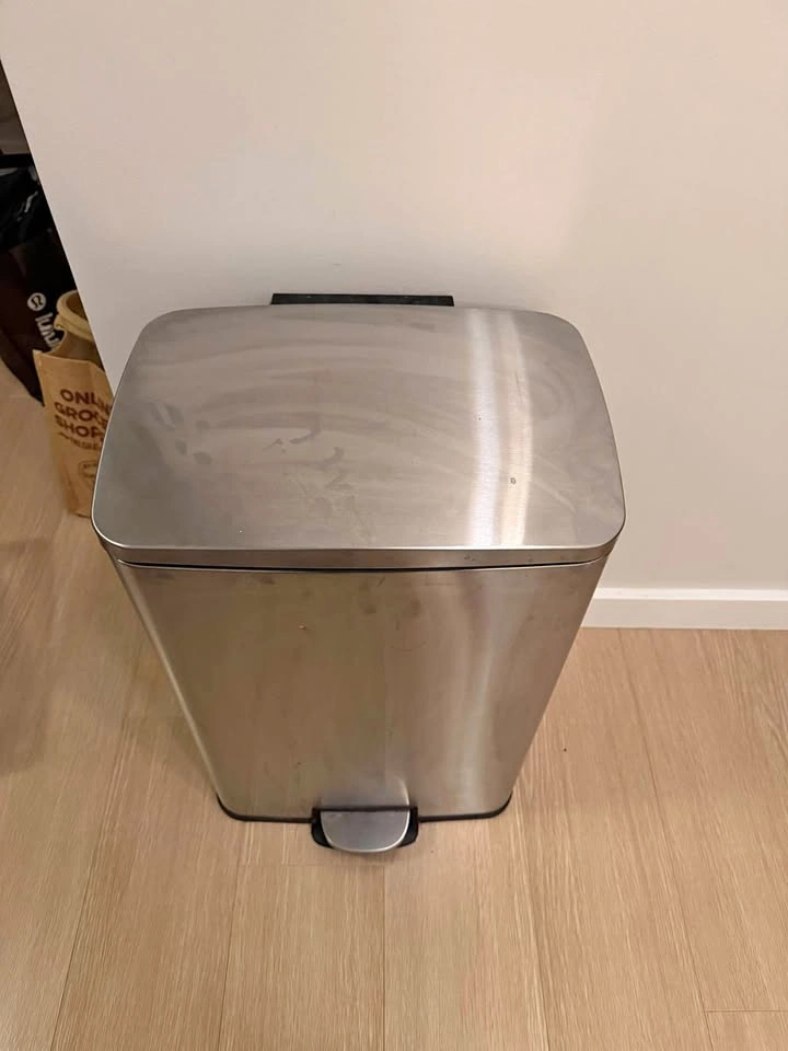 Stainless steel Garbage Can