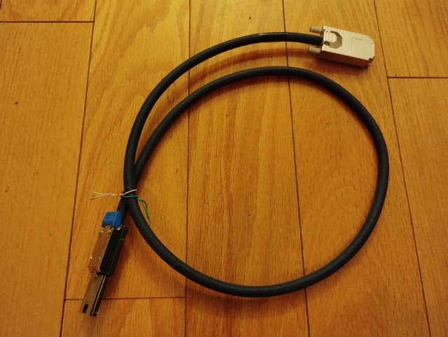 4 x SAS / Infiniband To Mini SAS Connector Cable - 1M ( RAID ) - photo 4