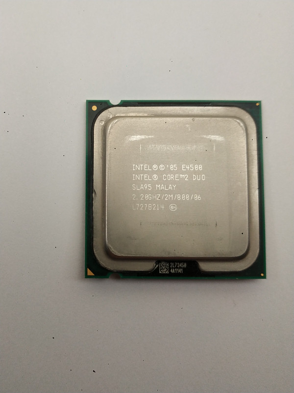 Intel Core 2 Duo E4500 2.2 GHz Dual-Core Processor