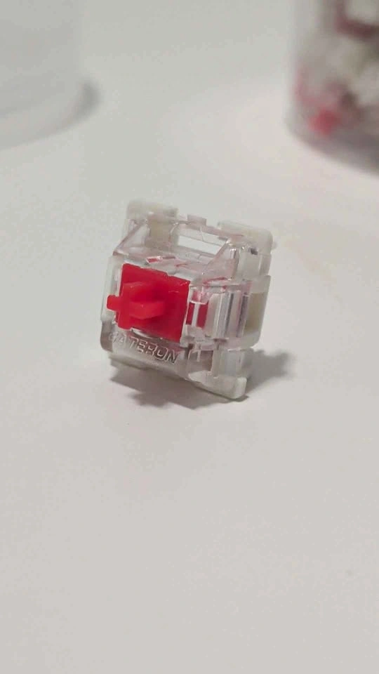 Gateron Red Switch 81pcs. (3 Pin, Mechanical)