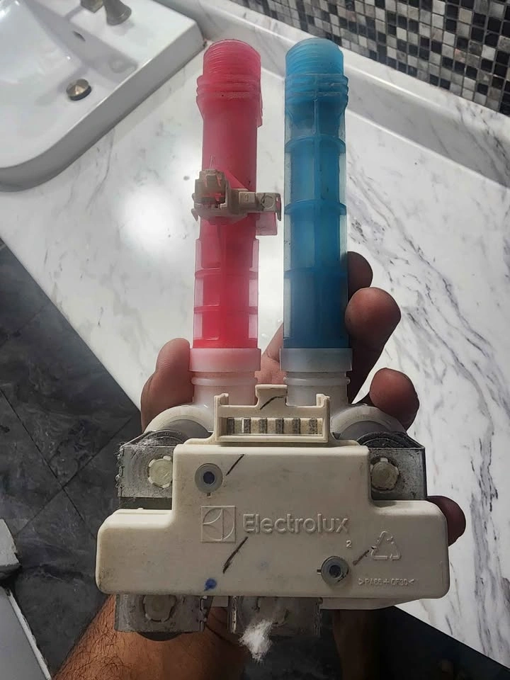 Water inlet valve electrolux washing machine - photo 2
