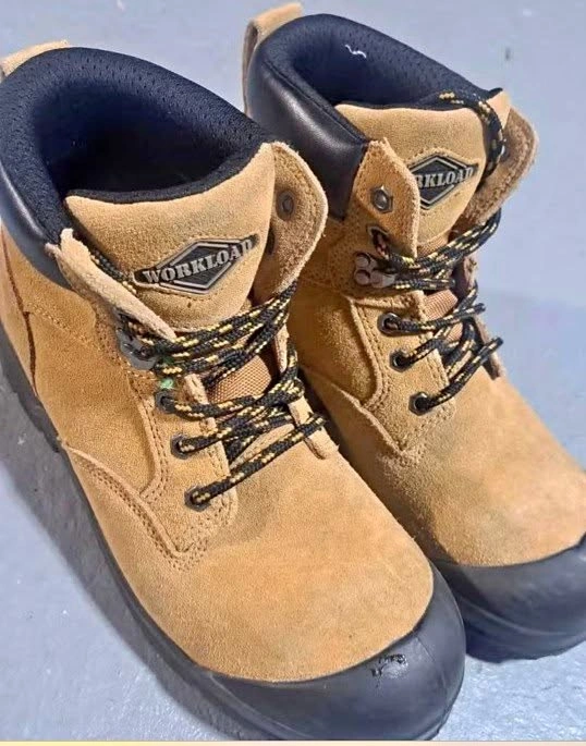 Workload Challenger Safety Boots - Size 8 - CSA Approved