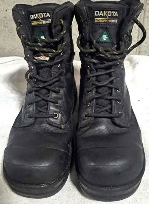 Dakota Work Pro Safety Boots - Size 9 CSA Green Triangle