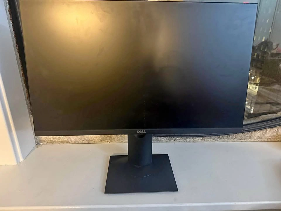 Dell 24 inch Monitor P2419H
