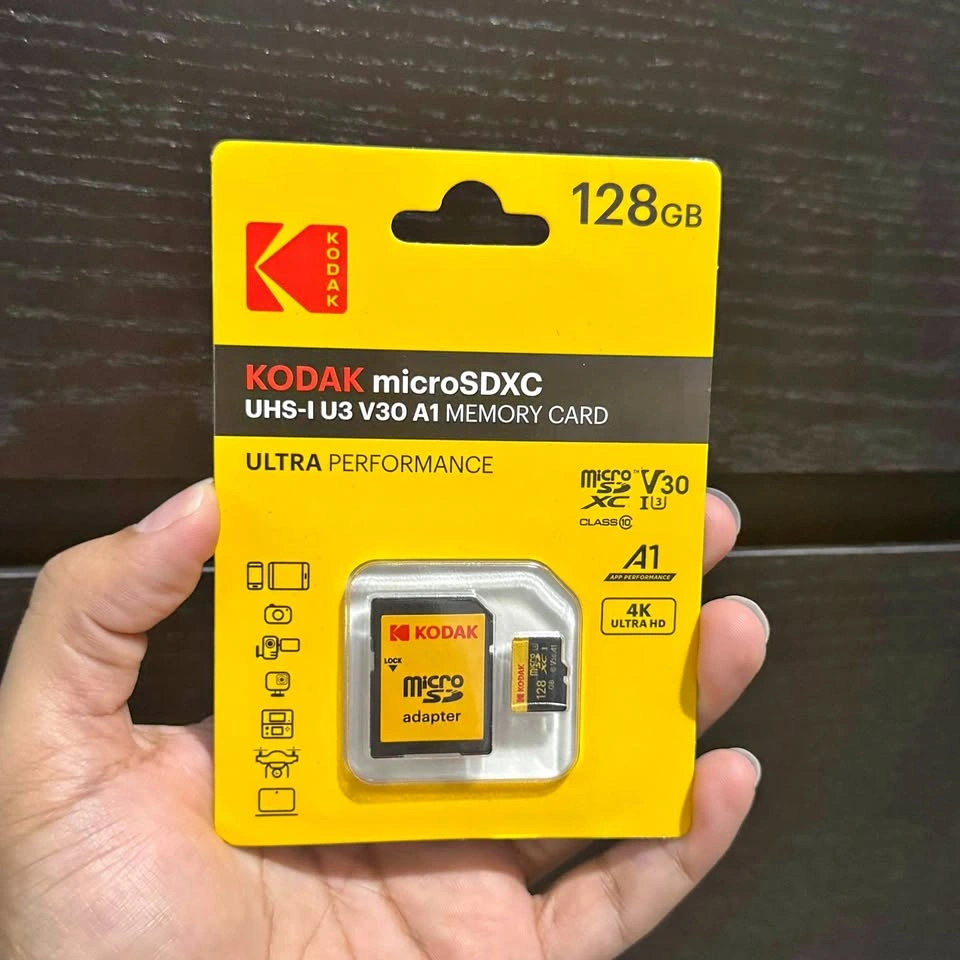 128 GB microSD card, memory card chip for camera and storage