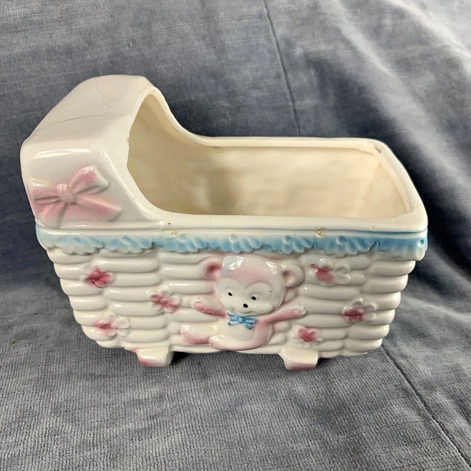 VTG Ardco Fine Quality Baby Planter Bassinet Bear Pink Blue