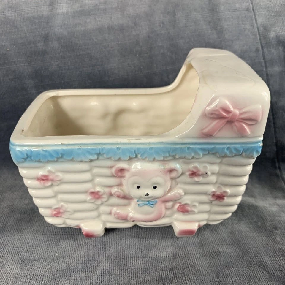 VTG Ardco Fine Quality Baby Planter Bassinet Bear Pink Blue - photo 3