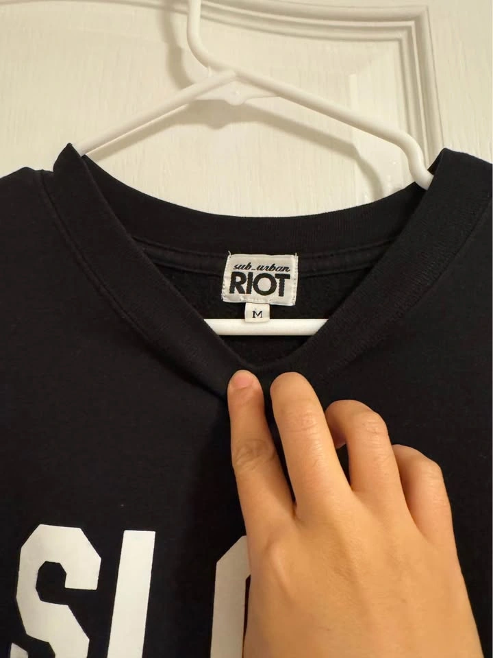 Slow Jams Black Sweatshirt - Size Medium - photo 2