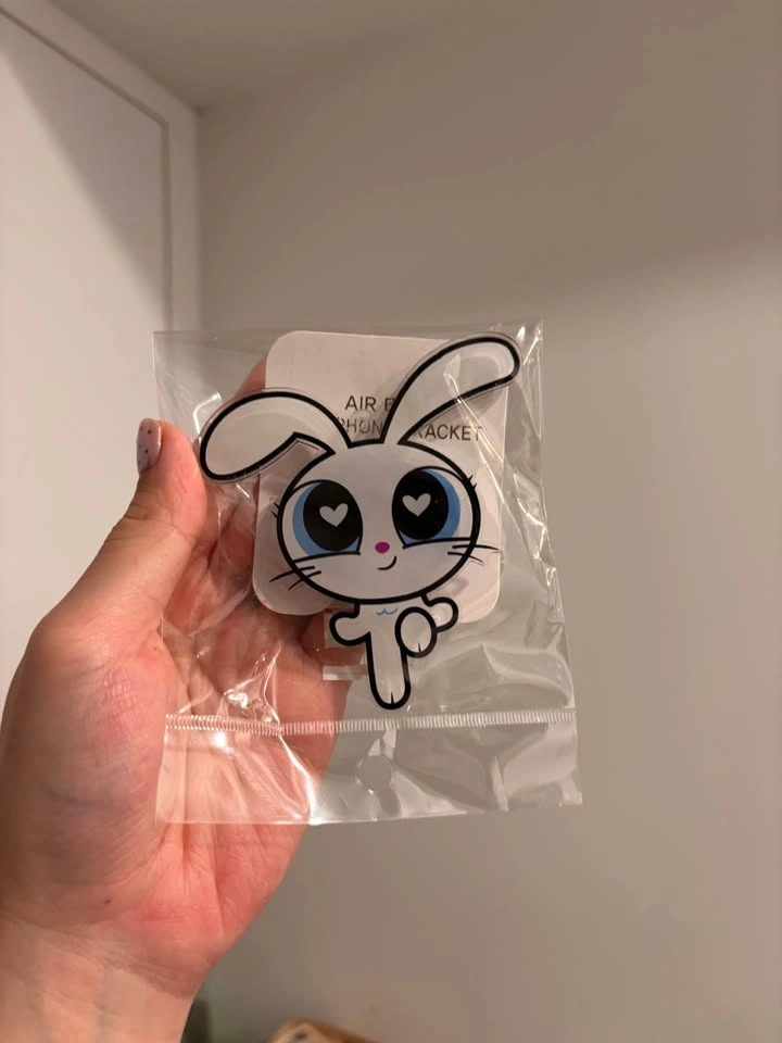 HaeRin and Bunny NewJeans Popsockets - photo 3