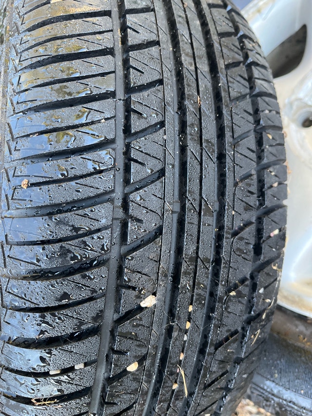 Used Tires with rims - photo 2