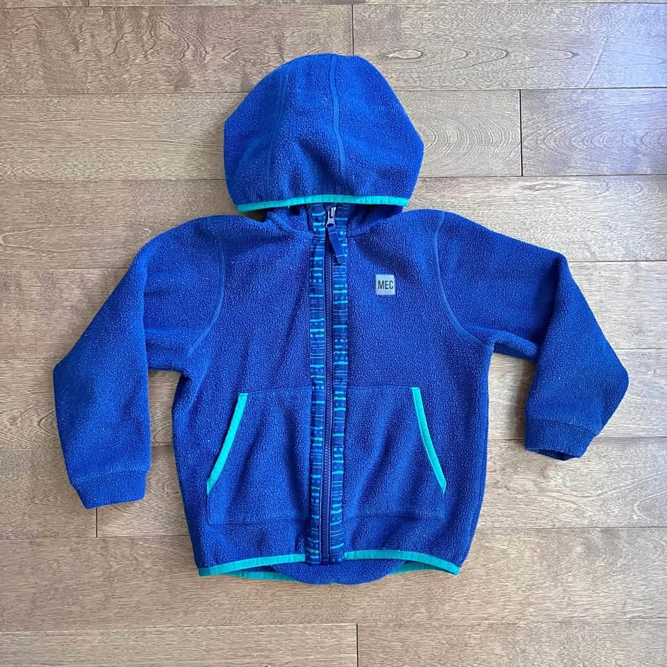 MEC boys sweater jacket 6y