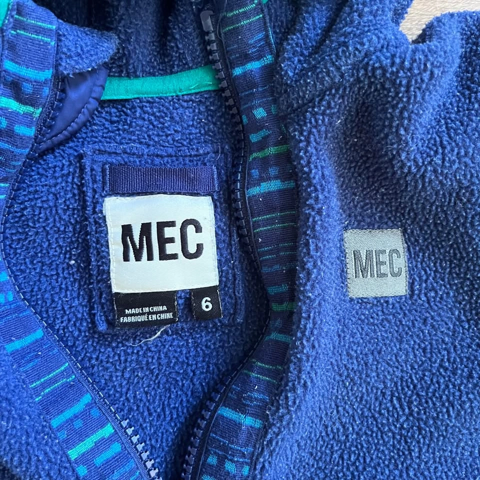 MEC boys sweater jacket 6y - photo 2