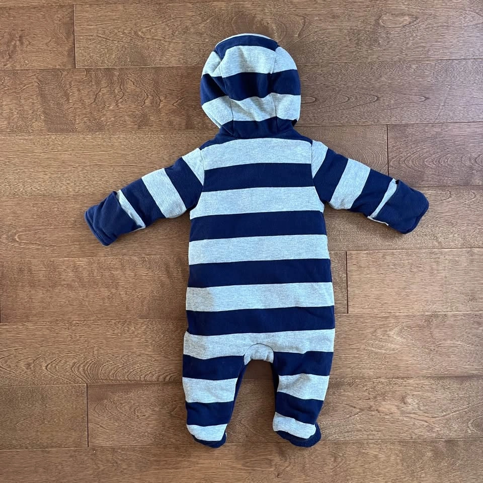 Gap 0-3m baby boy bunting suit - photo 3
