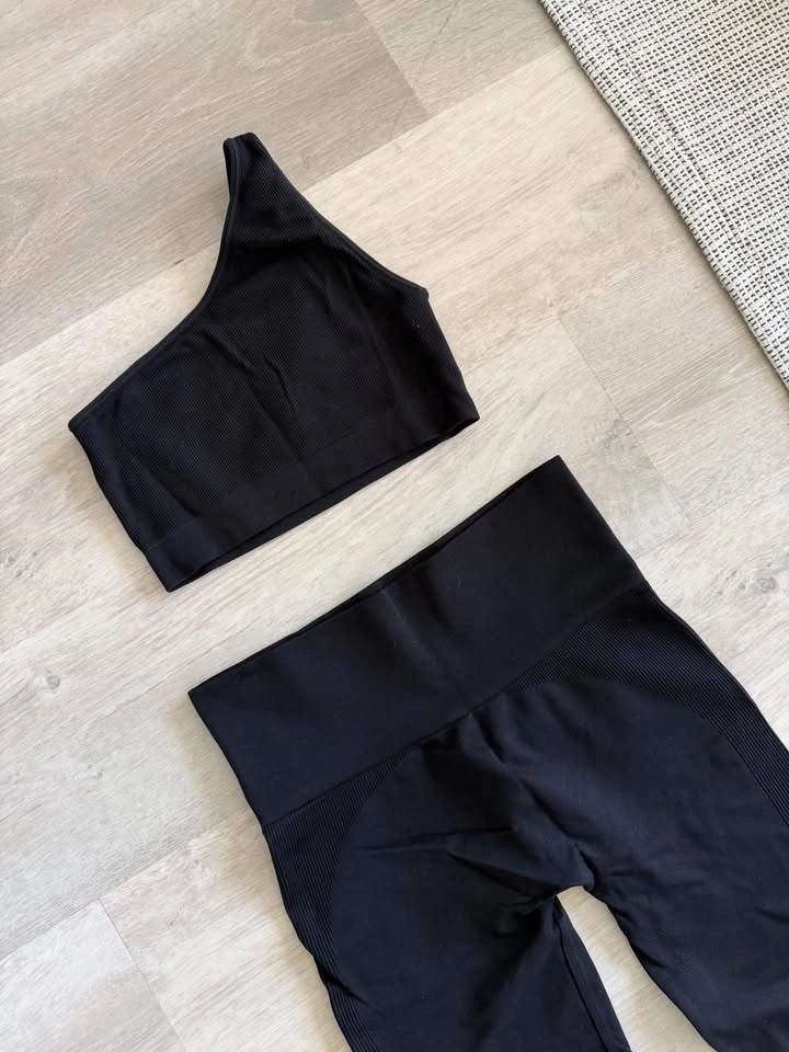 AMAZON Black Workout set - photo 2