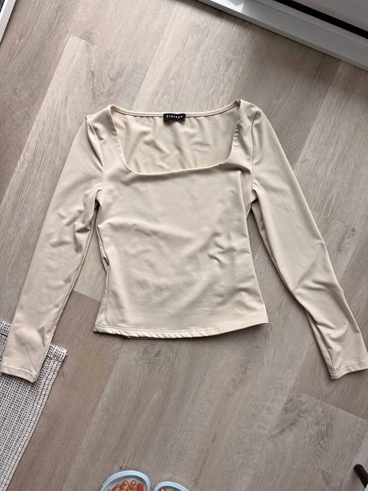 Beige Square Neck Long Sleeve