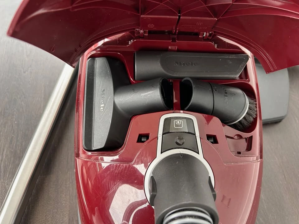 Miele Complete C3 Limited Edition PowerLine Vacuum + Parquet Twi - photo 3