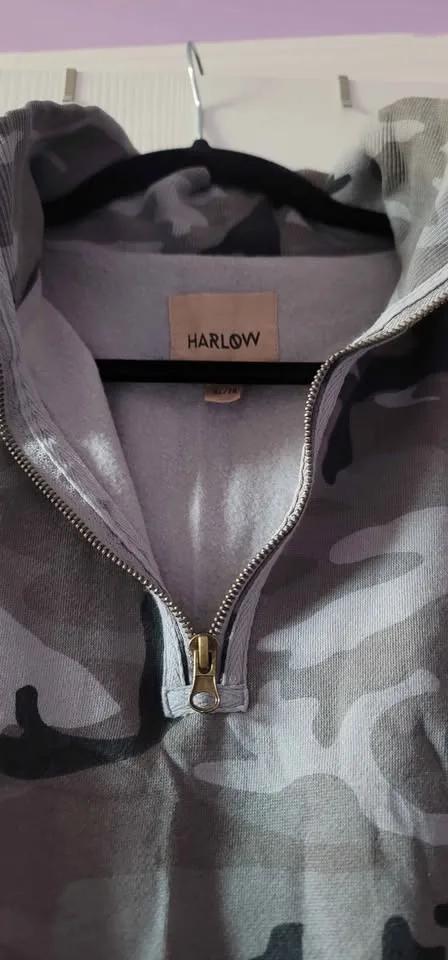 NEW Women's Harlow Quarter Zip Tunic Size XL image indicator(2)