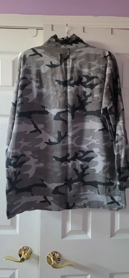 NEW Women's Harlow Quarter Zip Tunic Size XL image indicator(3)