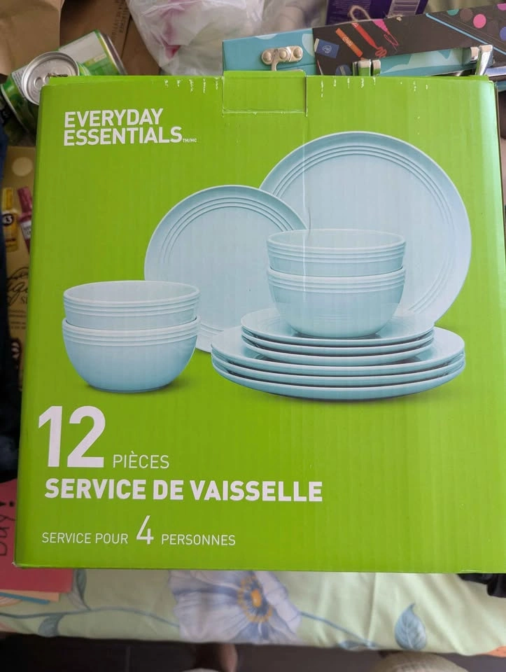 12 piece Dinnerware Set - photo 4