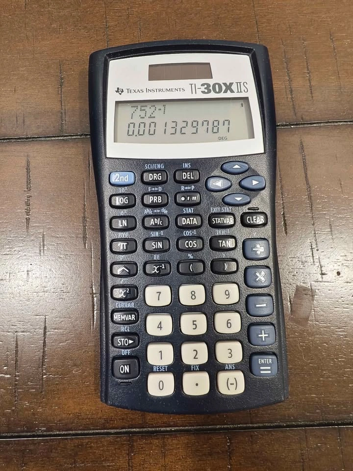 Texas Instruments TI-30X IIS - photo 2