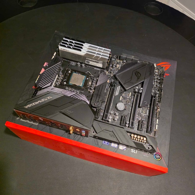 Intel Core i7-9700k, Mobo, 32GB DDR4