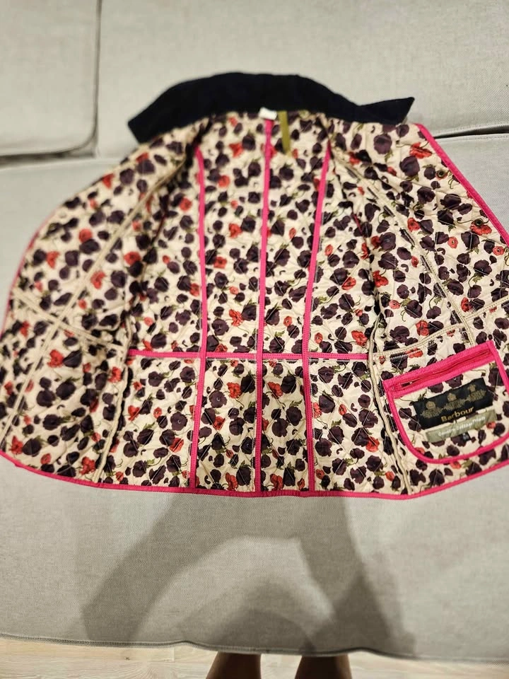 EUC Barbour Girls 7/8 Quilted Jacket - photo 2
