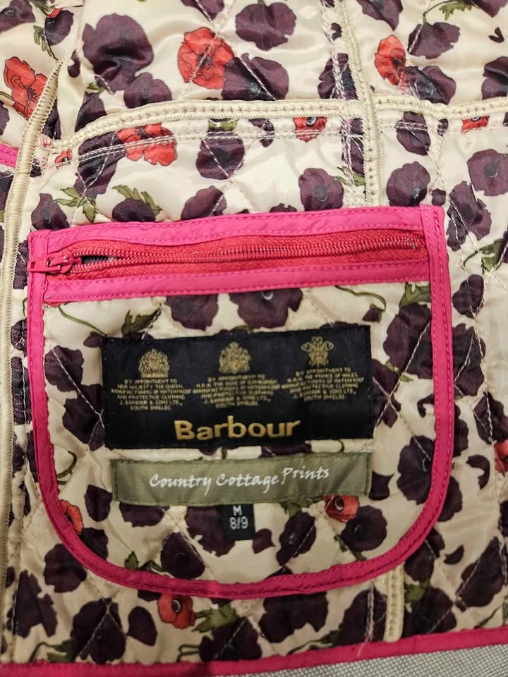 EUC Barbour Girls 7/8 Quilted Jacket - photo 3
