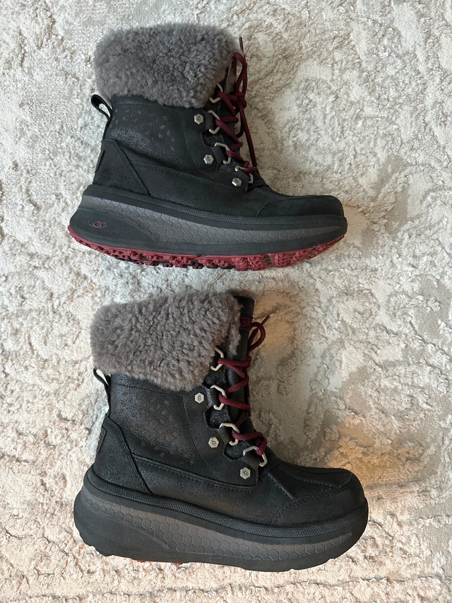 UGG Celiste Women's Snow Winter Boots. Size US 8. - photo 4
