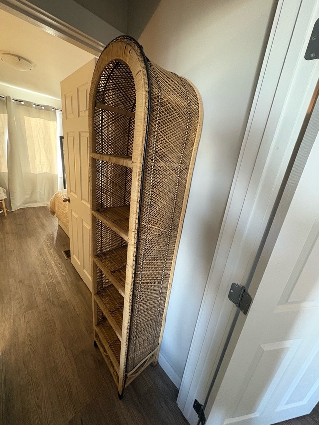 Wicker Arched Bookshelf - photo 3