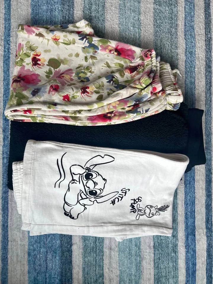 Assorted 3 pieces of girls pants - SIZE 8