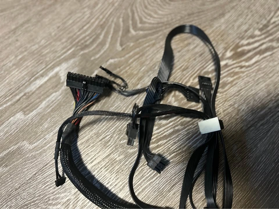 Corsair CX650M 650W Semi-Modular Power Supply - photo 3