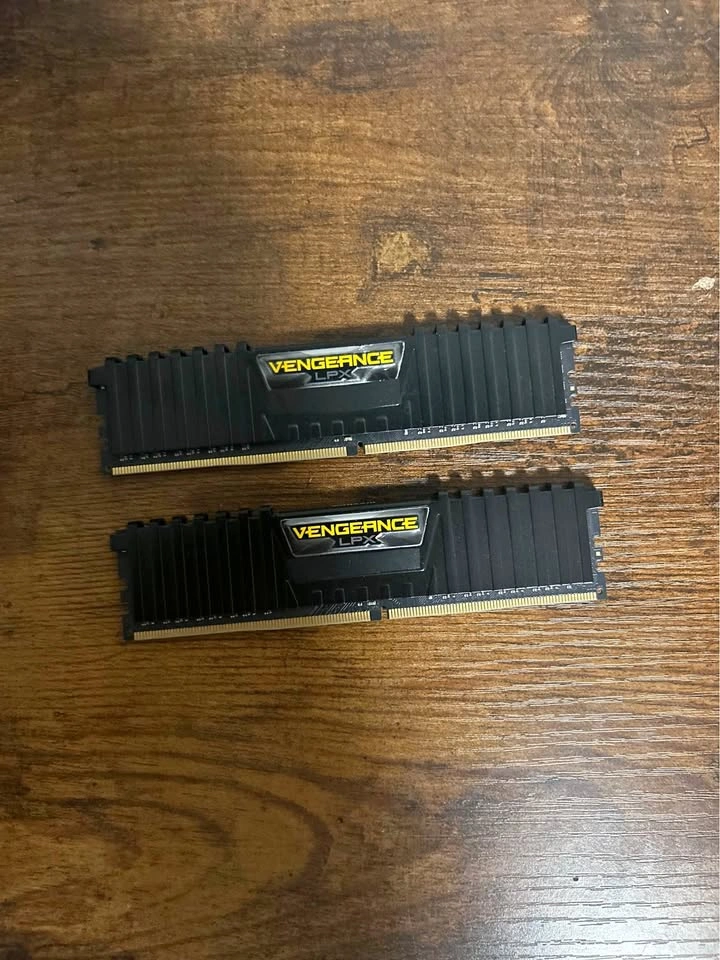 Corsair Vengeance LPX 16GB (2x8GB) DDR4-3200 CL16