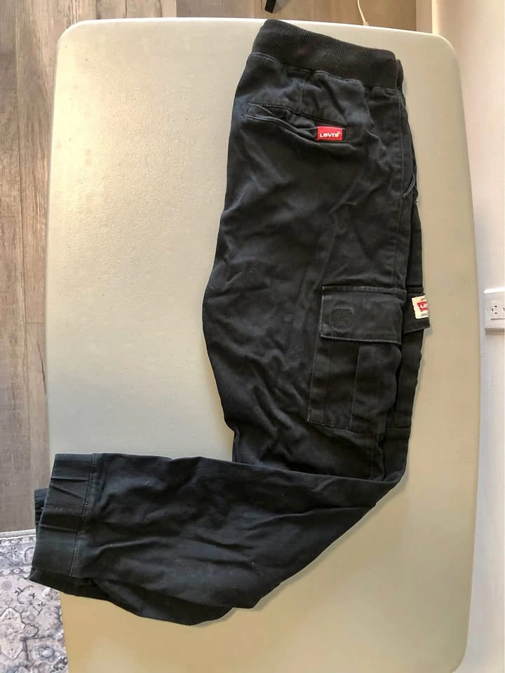 Levi's Cargo Jogger Pants kids size 8-10