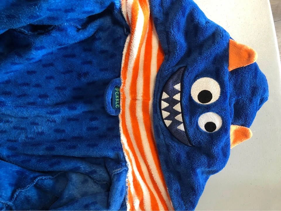 Pekkle Blue Monster Hooded Bathrobe size 8-10 - photo 3
