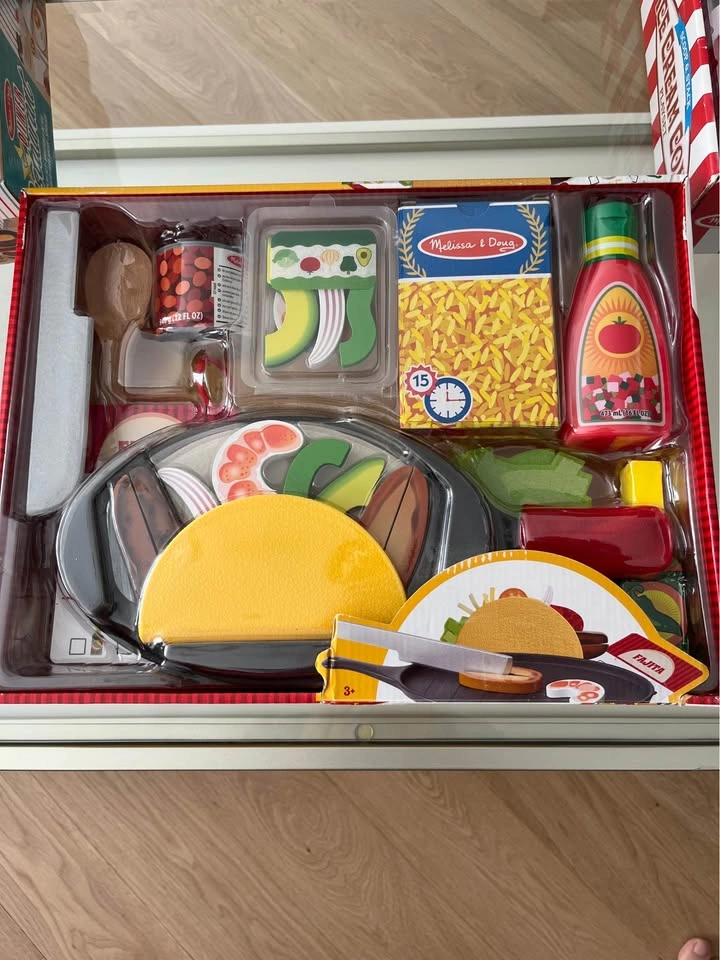 Melissa & Doug play sets assorted lot - photo 4