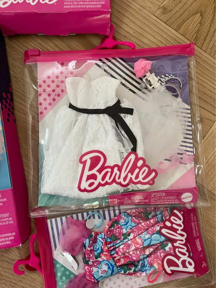 Entire Barbie and Olympic and wedding outfit LOT - photo 4