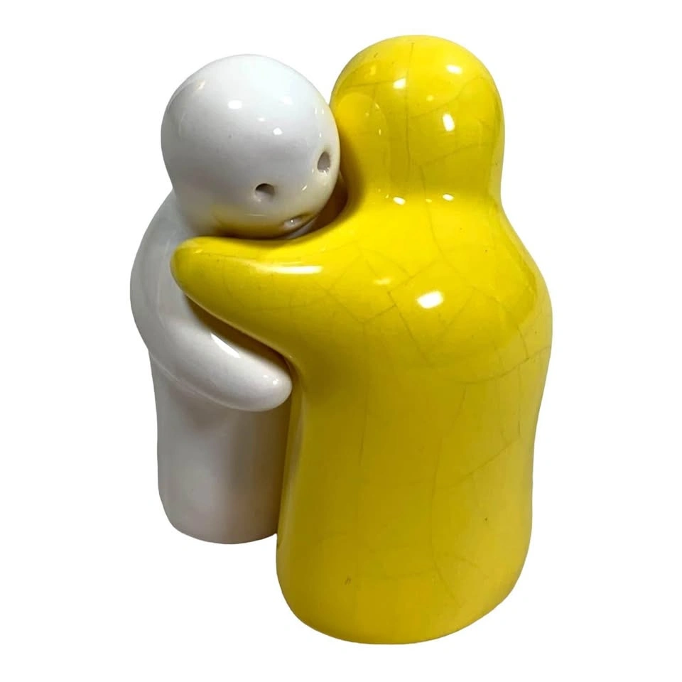 Vintage Yellow & White Ceramic Hugging Ghosts Salt and Pepper Sh