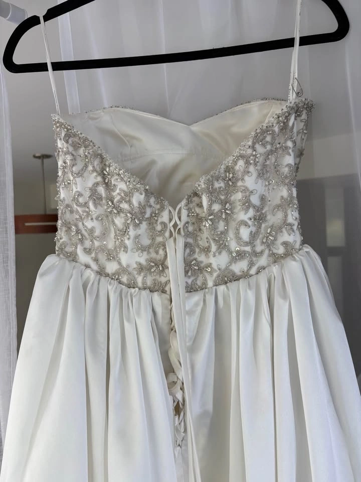 Royal Sophia Tolli Beaded Satin Wedding Dress - photo 5