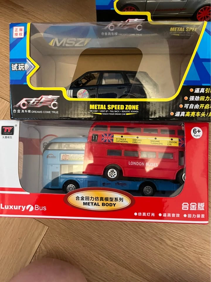 Adventure Wheels Transporter and MSZ Die-Cast Car Collection - photo 2