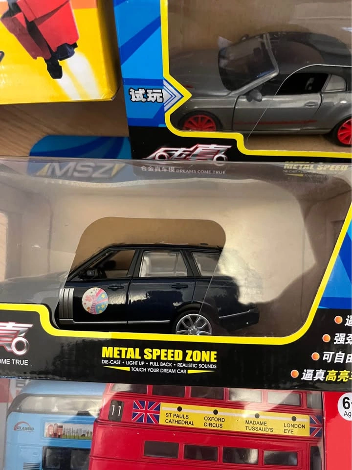 Adventure Wheels Transporter and MSZ Die-Cast Car Collection - photo 4