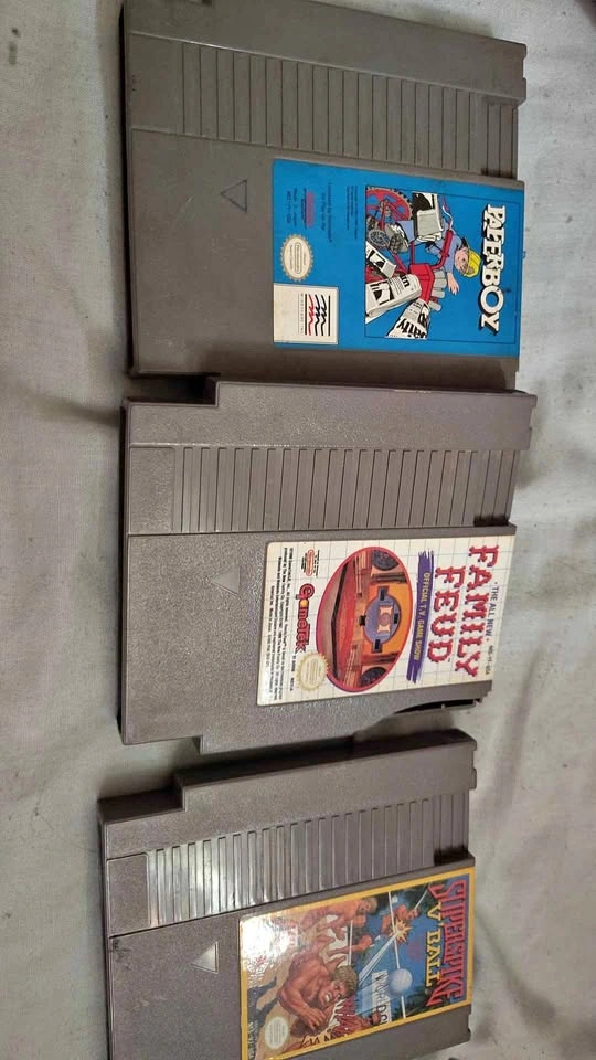 Nintendo cartridges