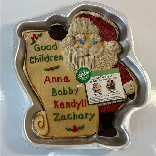 WILTON Santa Cake Pan 1995 Christmas with Instructions - photo 2