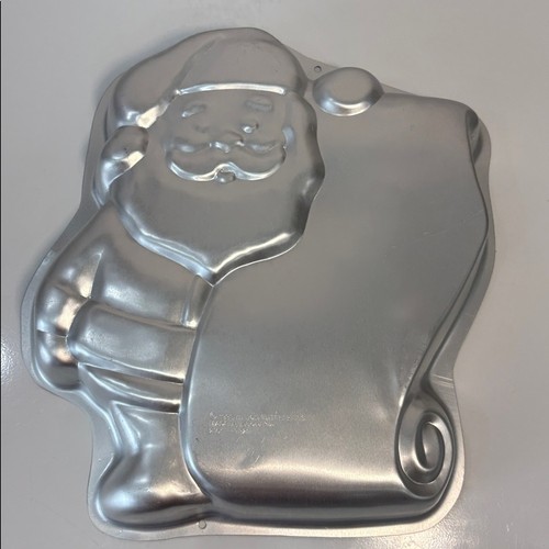 WILTON Santa Cake Pan 1995 Christmas with Instructions - photo 3